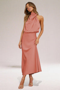 Nina – Elegantes Halterneck-Kleid – Malve