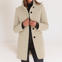 Stella™ | Damenjacke mit hohem Kragen – Beige