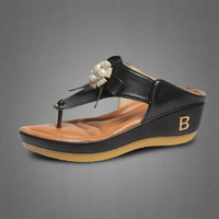 Norlaine | Orthopädische Sandalen für den Sommerkomfort – Blumen und Schwarz