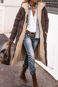 Kassiopeia | Langer, wendbarer Damenmantel mit Kapuze, Fleece-Futter und Taschen – Marron
