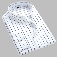 Herrenhemd aus kariertem Oxford-Material – Weiß