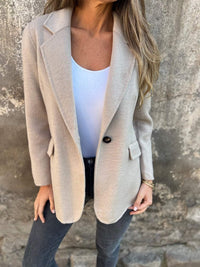 ROSIE | Lässige Jacke mit langen Ärmeln und Revers – Aprikose