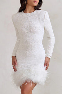 Valentina - Elegantes Paillettenkleid mit Federn – Weiß