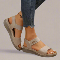 Johanna | Bequeme Keilsandalen für den Alltag – Beige