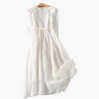 Elegantes langes Kleid für Frauen - Knopfleiste und Bindegürtel – Weiß