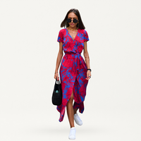 Veronica™ – Das Kleid, das dich frei atmen lässt. – Rot/Blau
