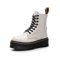 Heidi-Mode | Plateau Schnürboots aus Lackleder – Weiß