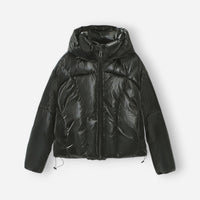 Glänzende kurze Winterjacke für Damen – Schwarz