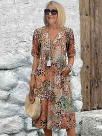 BRIGITTE - KLEID MIDI LOCKER MIT MUSTER – Beige