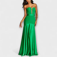 Vada - Off-Shoulder V-Neck Maxi Dress – Grün