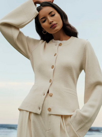 Alice Weiche Strickjacke mit Knöpfen und Muster – Elfenbein
