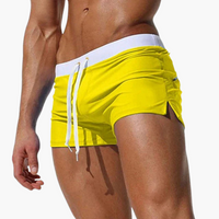 Kurze Badehose für Herren – Enganliegend mit Kordelzug – Gelb
