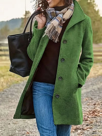 Asnitra | Lange Jacke mit doppelter Knopfreihe – Gemüse