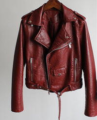 Saynara | Gekürzte Lederjacke für Sie – Weinrot