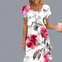 Clarhilde | Leichtes Sommerkleid für den perfekten Look – Weiß mit Blumenmuster