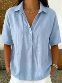 Klara | Bequeme Bluse mit lockerer Passform – Hellblau