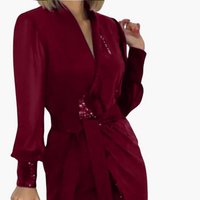Elegantes schwarzes Kleid für Damen mit Pailletten und langen Ärmeln – Rot