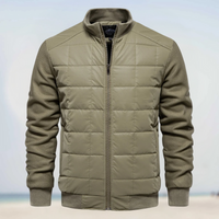 JURGEN - GESTEPPTE JACKE MIT ÄRMELN AUS STRICKSTOFF – Grün