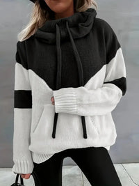 MARLENE - STRICKPULLOVER MIT VERSTELLBARER KAPUZE – Schwarz