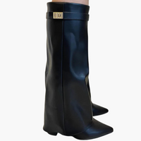 Kniehohe Damenstiefel mit Schnalle - Elegante Stiefel – Schwarzes Leder