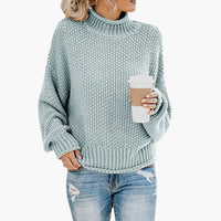 Damen pullover mit hohem Halsausschnitt und geripptem Saum – Hellblau