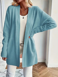 Litaronie | Entspannter Langarmpullover mit praktischer Tasche – Pfauenblau