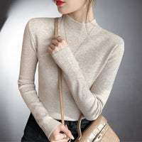 REGINA - ENG ANLIEGENDER FEINSTRICKPULLOVER – Khaki