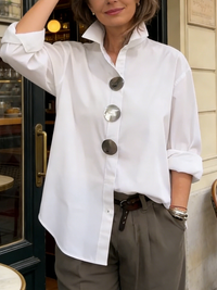 Betty - Damen Oversized Hemd mit Knopfleiste und Kentkragen – Weiß