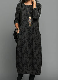 Cassie | Lässiges Rundhals-Winterkleid – Schwarz