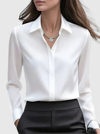 Anja | Damen Satin Bluse Shorts Set Knopfleiste Elegant Luxuriös – Weiß