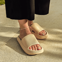 Rumi - Komfortable Hausschuhe – Khaki