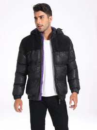 Reigrel | Unifarbene Herren-Pufferjacke mit abnehmbarer Kapuze und Reißverschluss – Schwarz