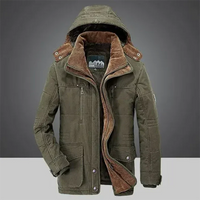 Herren-Winterjacke mit Kapuze und Verstärkung | isolierte Ausführung – Oliv