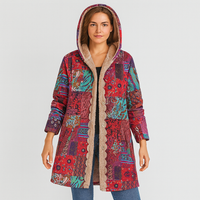 Selene | Bohemian Patchwork Wintermantel mit Kapuze – Rot