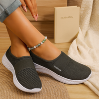 Damen-Slipper zum Hineinschlüpfen – Atmungsaktives Mesh-Obermaterial, weich gepolsterte Innensohle und strapazierfähige Gummisohle – Oliv