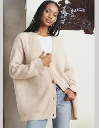 Denisse - Fashionable Gestrickte Strickjacke – Beige