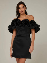 Elegantes Satinkleid mit Volant, Off-Shoulder Mini für Feste | Mirla – Schwarz
