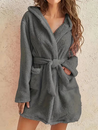 Clianneth | Solide Farbe offener vorne gegürteter Fuzzy-Mantel – Eleganz für jede Gelegenheit – Grau