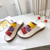 Krystal | Bequeme, stützende dreifarbige Sandalen für Frauen – Weiß