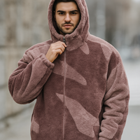 Herrenjacke mit Plüschstruktur und Kapuze – Braun