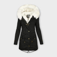 Ivanelle – Winterjacke mit Fellkapuze – Schwarz