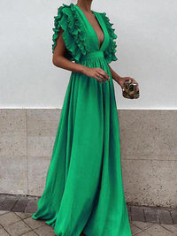 langes Maxikleid mit Rüschen und elegantem, fließendem, tiefem Ausschnitt – Grün