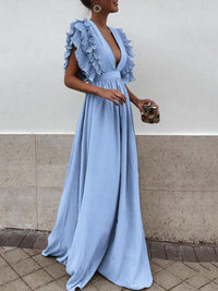 langes Maxikleid mit Rüschen und elegantem, fließendem, tiefem Ausschnitt – Blau