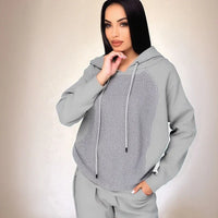 Lumière™ Set in Charmantem, Funkelndem Strass-Sweatshirt / Verleihen Sie Lhrem Herbst/Winter Mehr Charme und Glamour! – Hellgrau
