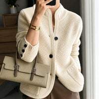 Edda - Gemütlicher Cardigan mit Knöpfen – Beige