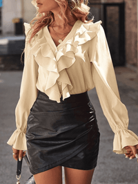 Jessica | Elegante Bluse mit Rüschen und langen Ärmeln – Aprikose