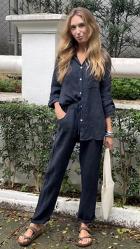 Yara - Leinen-Kombi-Set aus Hemd und Hose – Schwarz