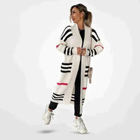 Stephanie | Lange Strickjacke mit Streifenmuster – Weiß