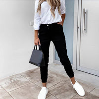 Autri Chino Hose | Modische Slim-Fit-Sommerhose für Damen – Schwarz