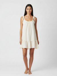 Helena | Lockeres Mini-Kleid mit Rückenausschnitt – Weiß